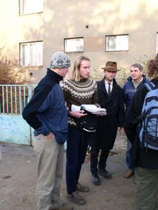 Poslední domluva organizátorů, těsně před atentátem